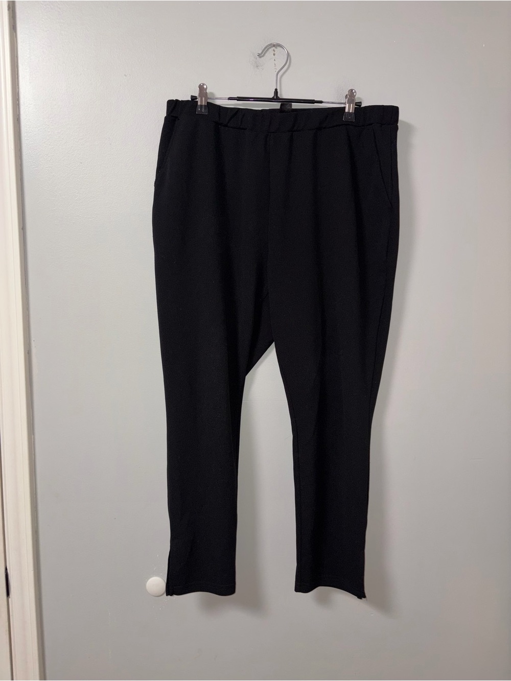 Emery Rose Black Ankle Pull On Dress Pants Very Thin 1X Office Workwear